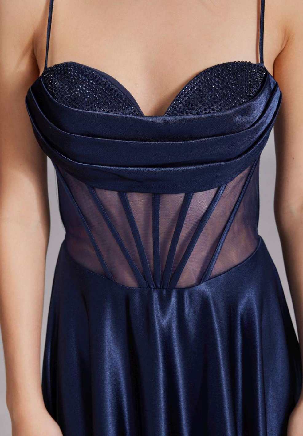 See-through-Corsagenkleid mit Ziersteinen