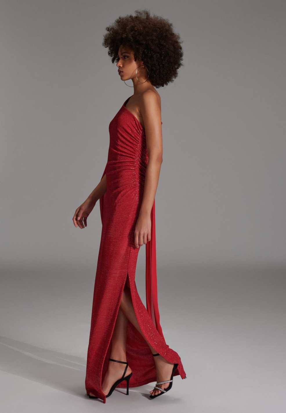 One-Shoulder Abendkleid aus foliertem Jersey mit Chiffon Schal