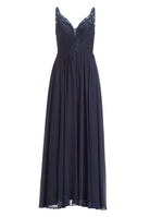 Chiffonkleid mit Spitzenstickerei