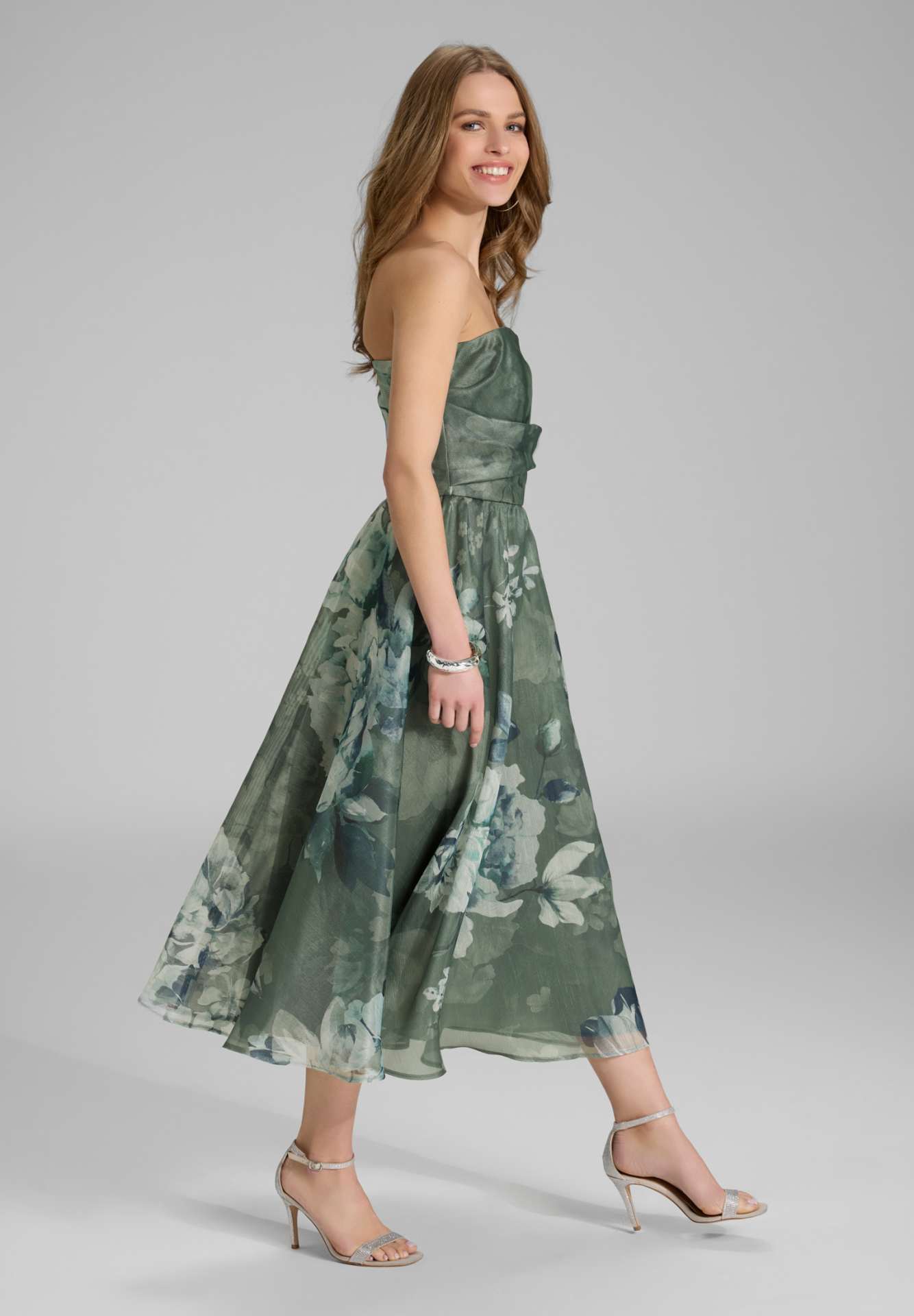 Korsage Kleid aus bedrucktem Organza