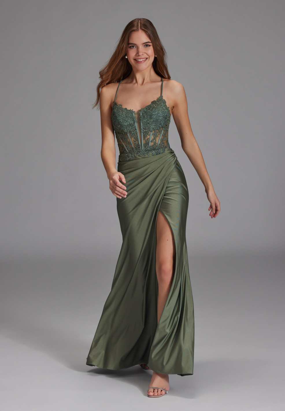 Bodycon Kleid mit Spitzenstickerei und Beinschlitz