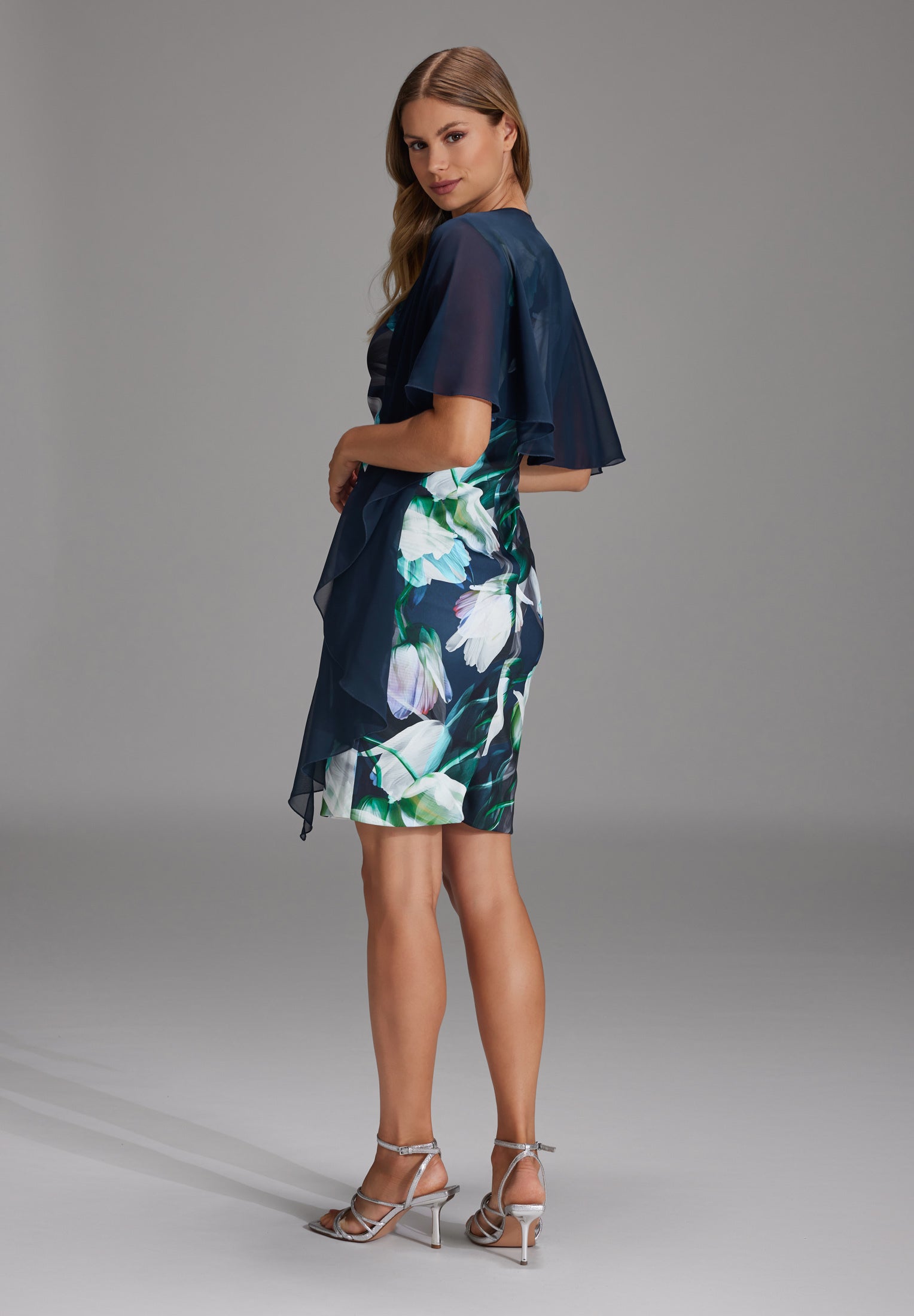 Formstola aus Chiffon