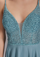 Abendkleid aus Materialmix