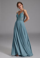 Abendkleid aus Materialmix