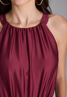 Jumpsuit mit amerikanischem Ausschnitt aus Material Mix