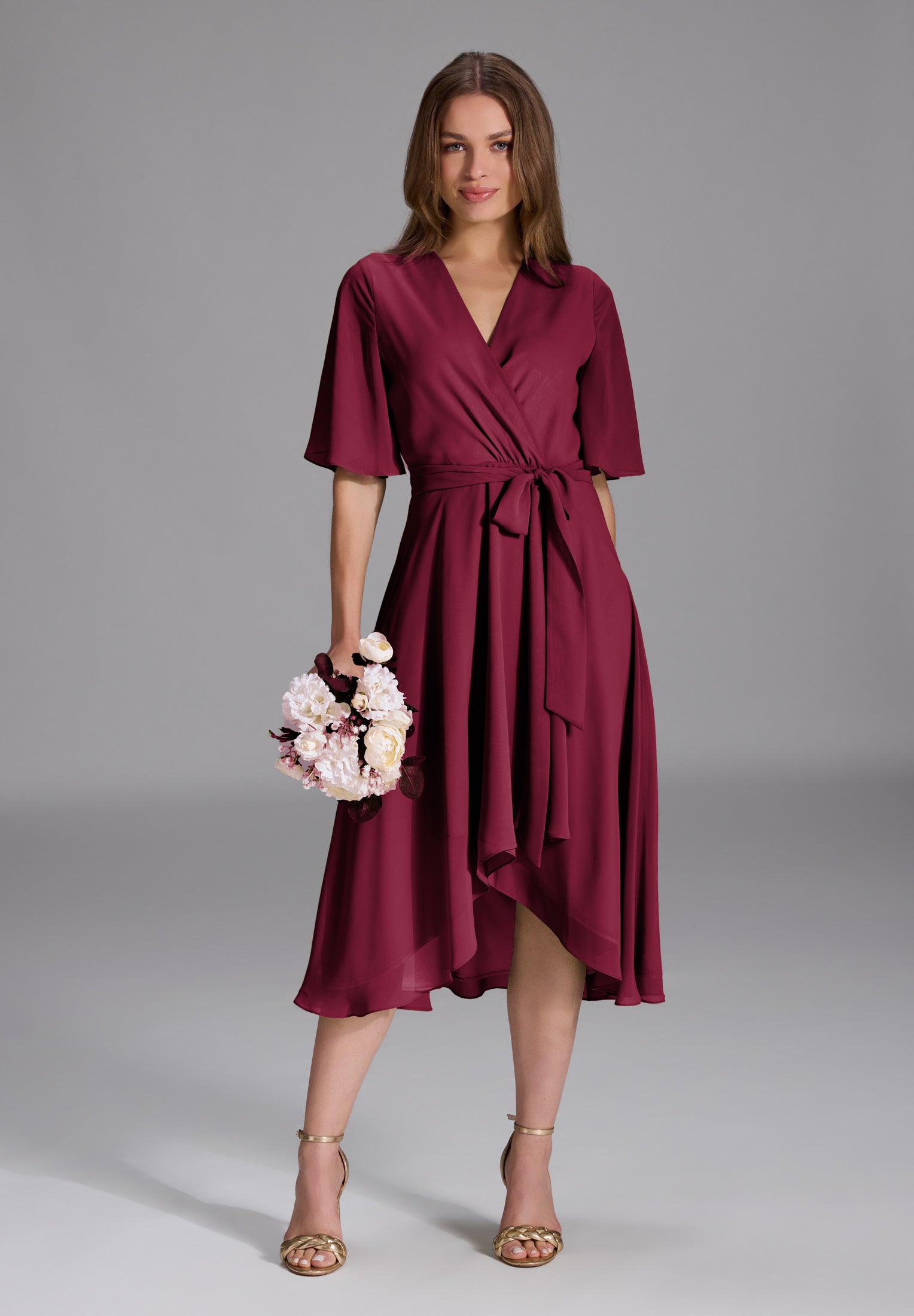 Chiffon Kleid in Wickel Optik mit Vokuhila Saum ruby red