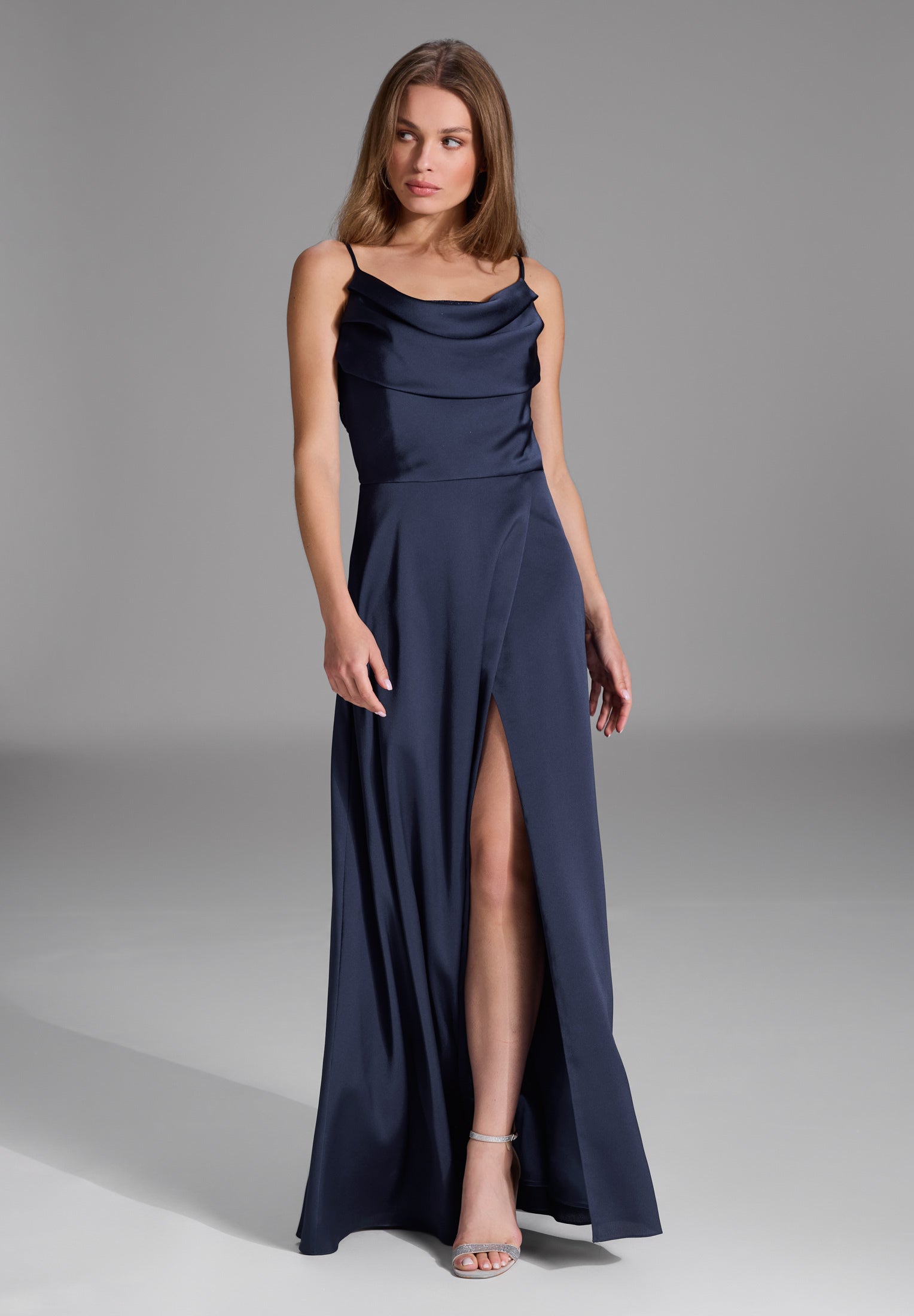 Abendkleid aus Satin mit Rückseite in Rock-Top-Optik navy