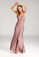 Bodycon Kleid mit Spitzenstickerei und Beinschlitz