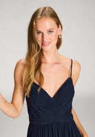 Abendkleid aus Chiffon mit feiner Raffung