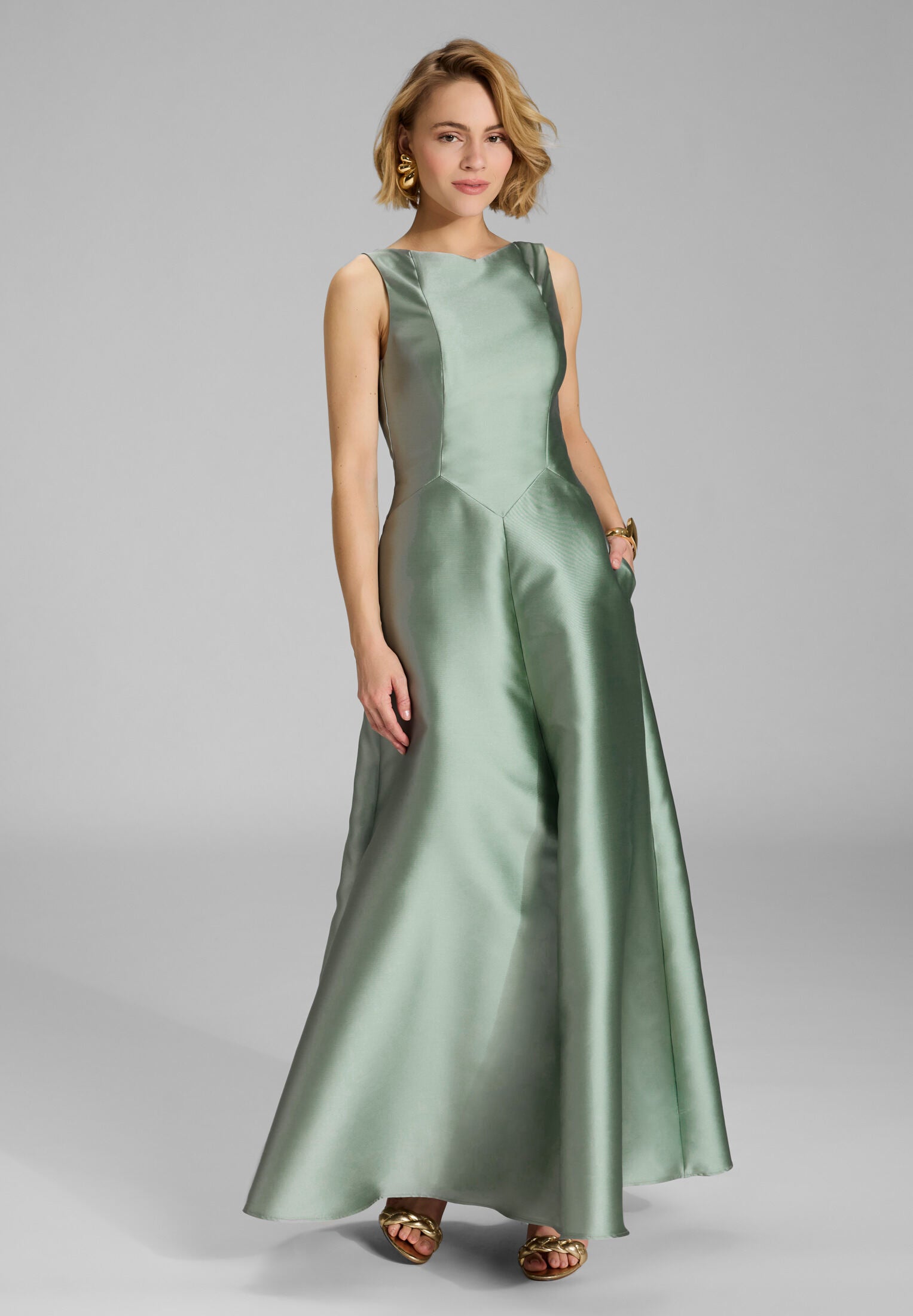 Robenartiges Abendkleid mit Eingrifftaschen pistachio green