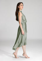 Cocktailkleid aus Satin mit Volant