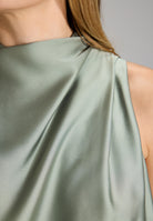 Midi Kleid aus Satin mit Drapierung