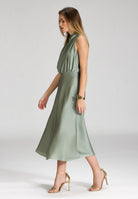 Midi Kleid aus Satin mit Drapierung