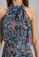 Jumpsuit mit Schluppe aus floral bedrucktem Viscose Material