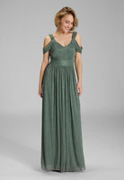 Abendkleid aus plissiertem Jersey mit metallic Fäden und Cold Shoulder Trägern