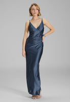 Abendkleid mit seitlicher Raffung aus Jersey Satin