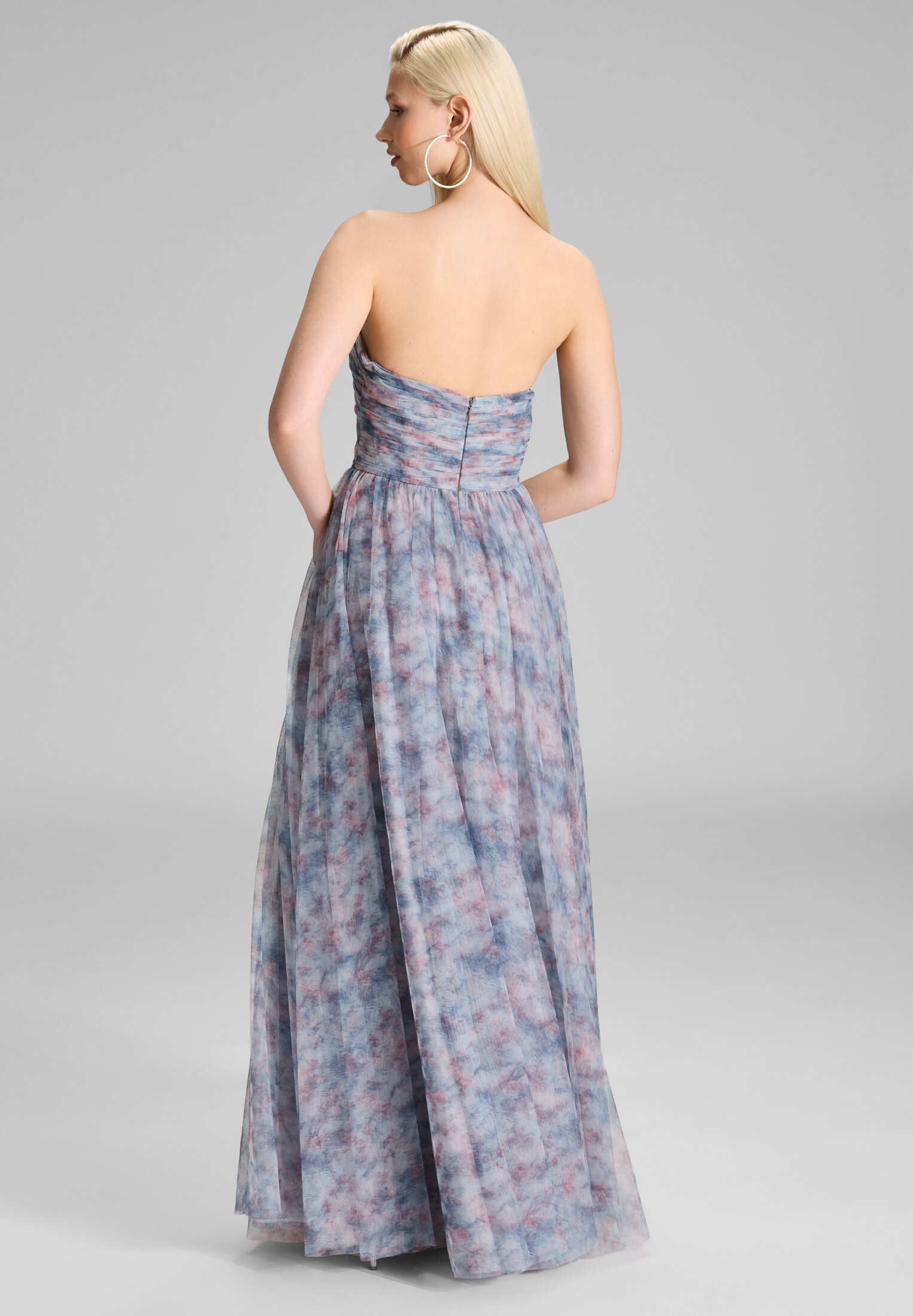 Tüllkleid mit floralem Print