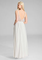 Abendkleid mit Chiffonrock und Stickerei