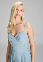 Chiffonkleid mit Plisseerock