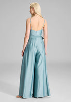 Satin Jumpsuit mit angedeutetem Wasserfallausschnitt