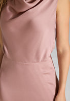 Cocktailkleid aus Satin mit Wasserfall Ausschnitt