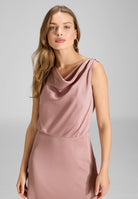 Cocktailkleid aus Satin mit Wasserfall Ausschnitt