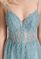 Ballkleid mit Stickerei