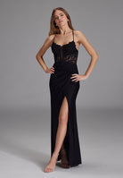 Bodycon Kleid mit Spitzenstickerei und Beinschlitz black