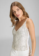 Top mit Spagettiträgern und Pailletten Bestickung